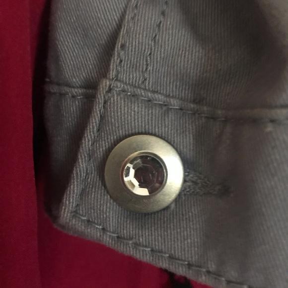 Crystal button,light blue, denim jacket Small - Picture 4 of 4